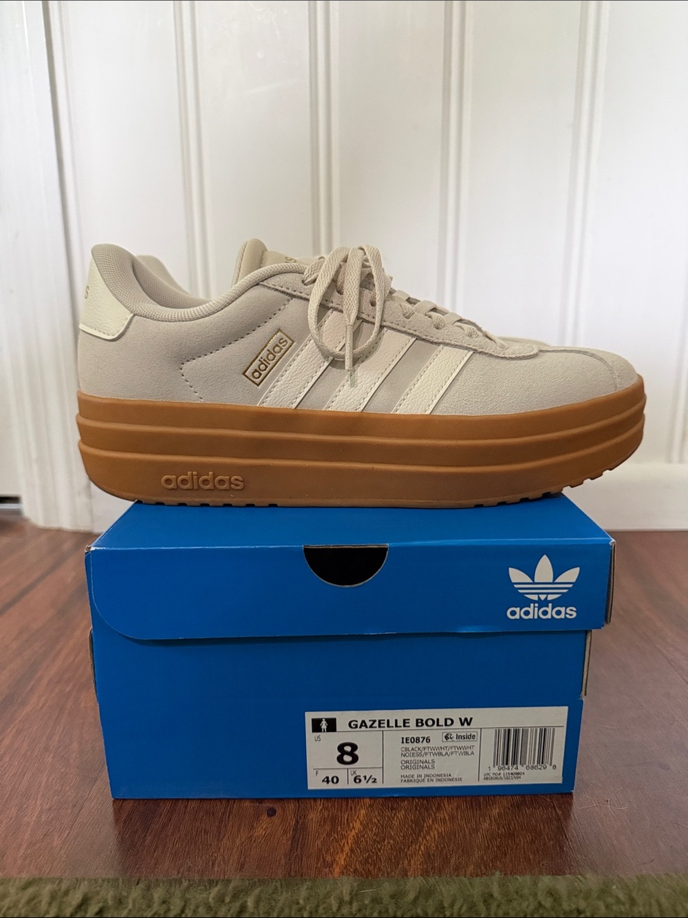 Like New Women’s adidas VL Court Bold Women's Shoes Light Beige Sz 8 - Picture 4 of 9